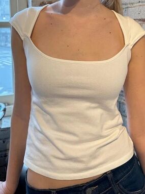 Brandy Melville Ella Top
